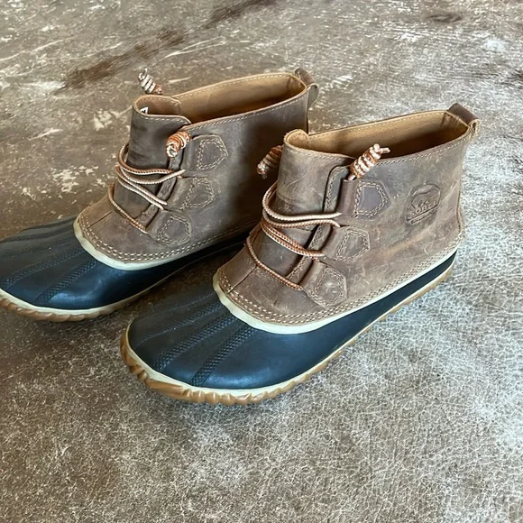 Sorrel boots. Duck boots. Like NEW Size 9 - Picture 1 of 5